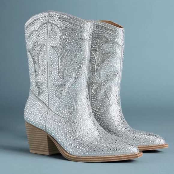 NWOT Crown Vintage Silver Cowgirl 7 Boots Western Rodeocore Festival Glam glitz - Picture 1 of 15